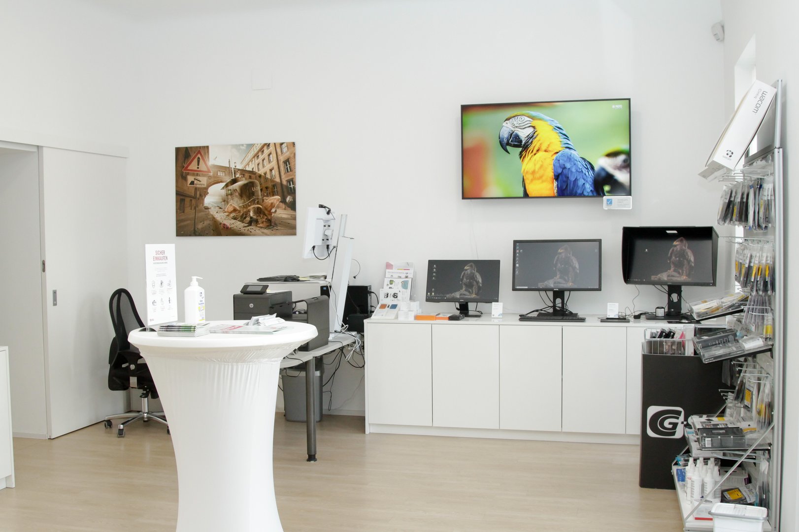 CG Shop Innenansicht2.jpg