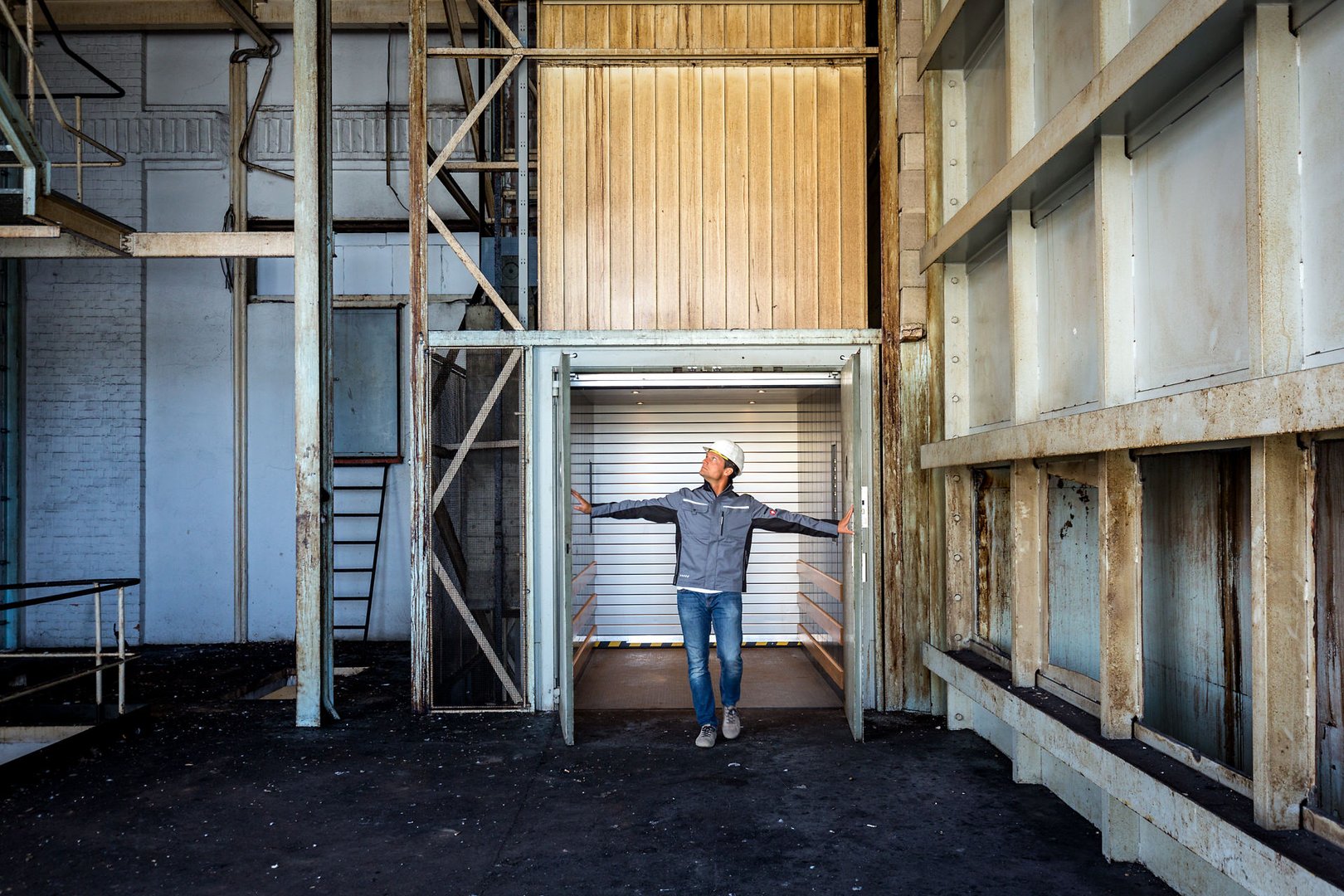 {{ obj.asset.name }}