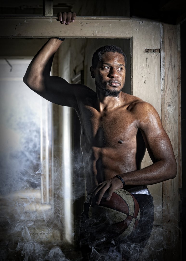 {{ obj.asset.name }}