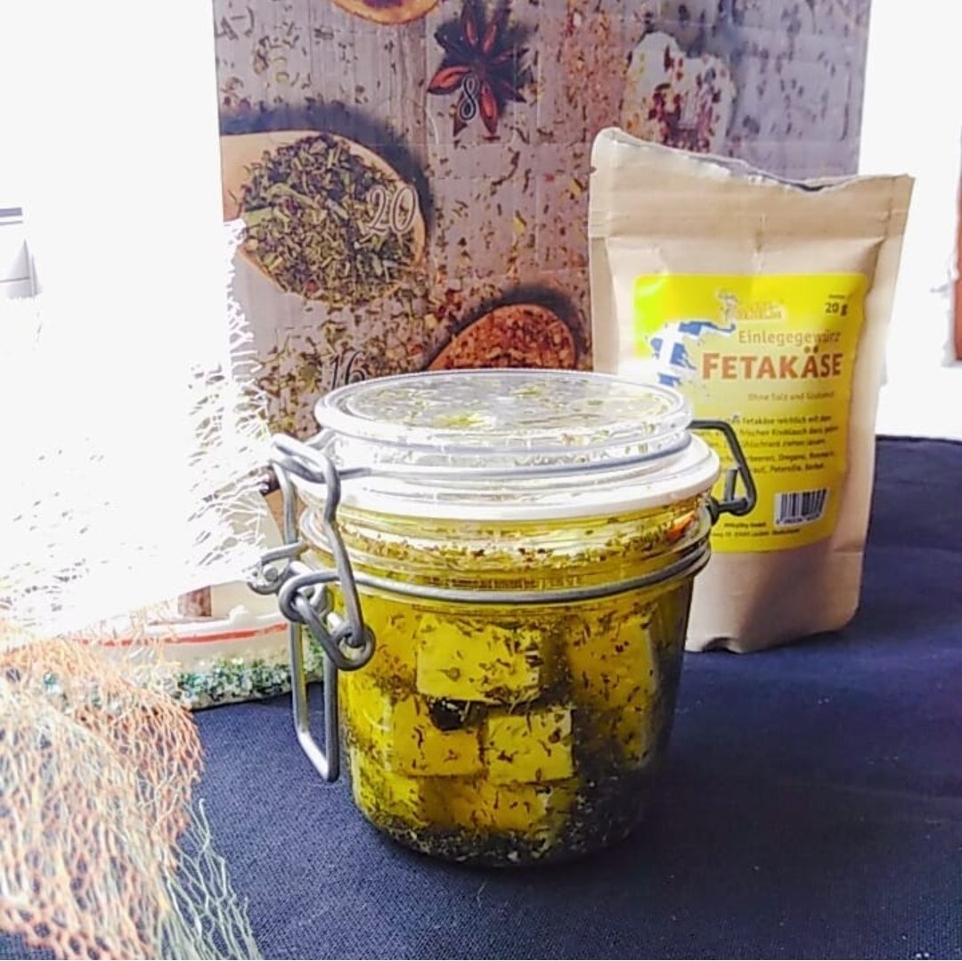 Eingelegter Feta selbst gemacht