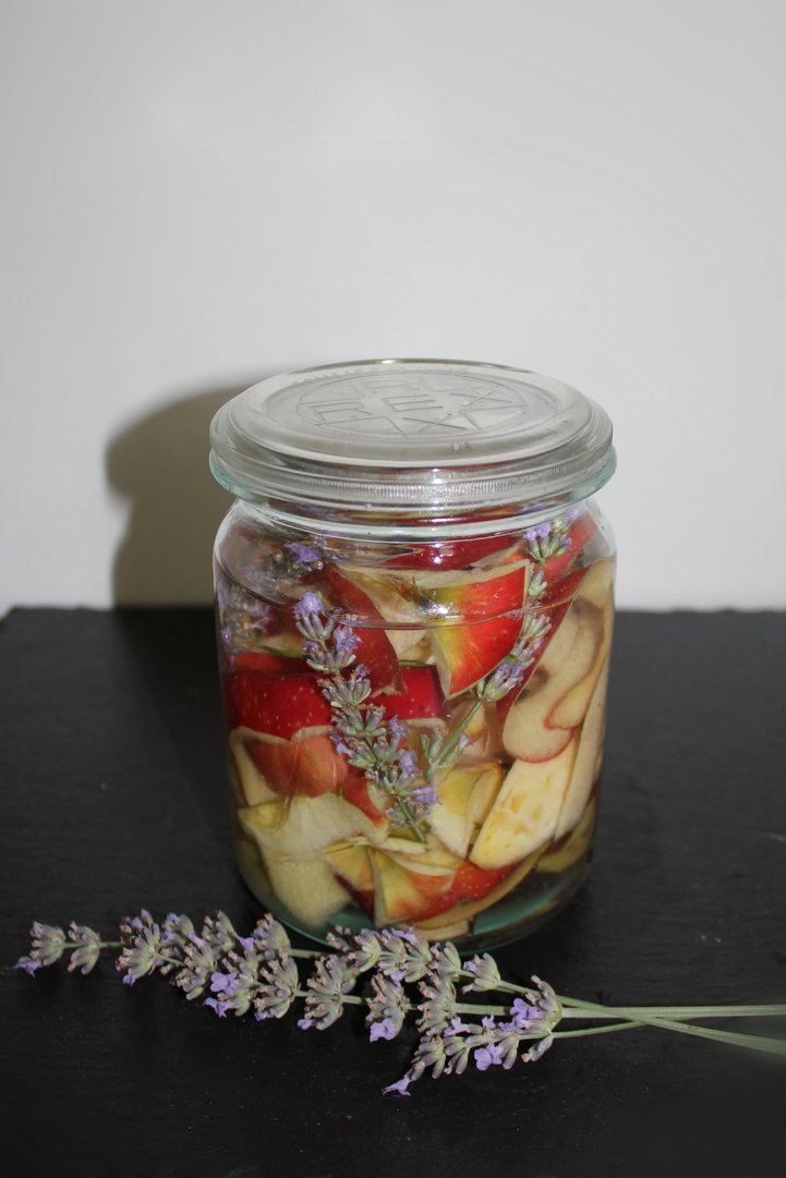 Selbst gemachter Reinigungsessig
