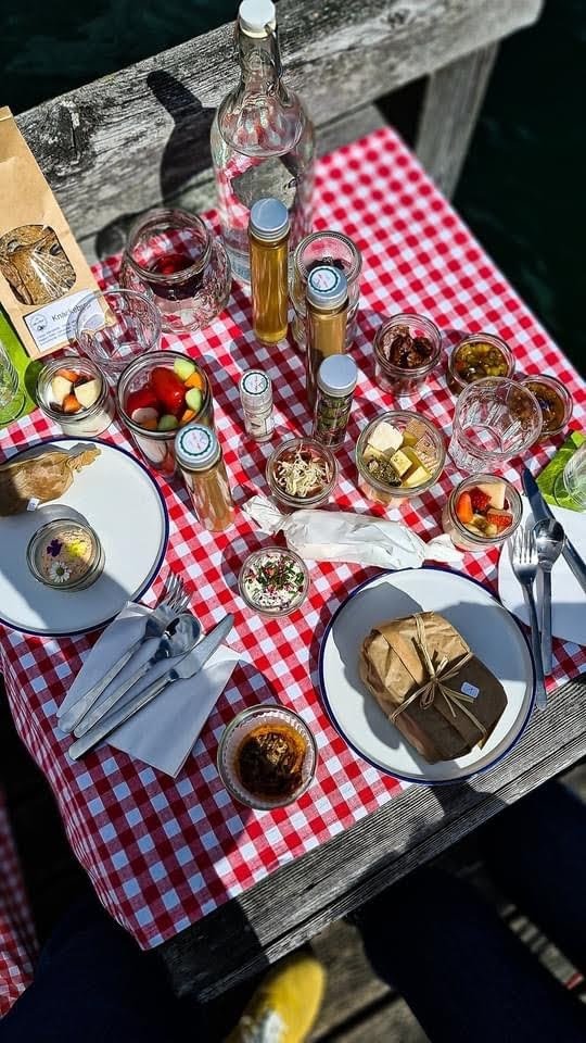 Essen im Glas - Picknick in der Natur