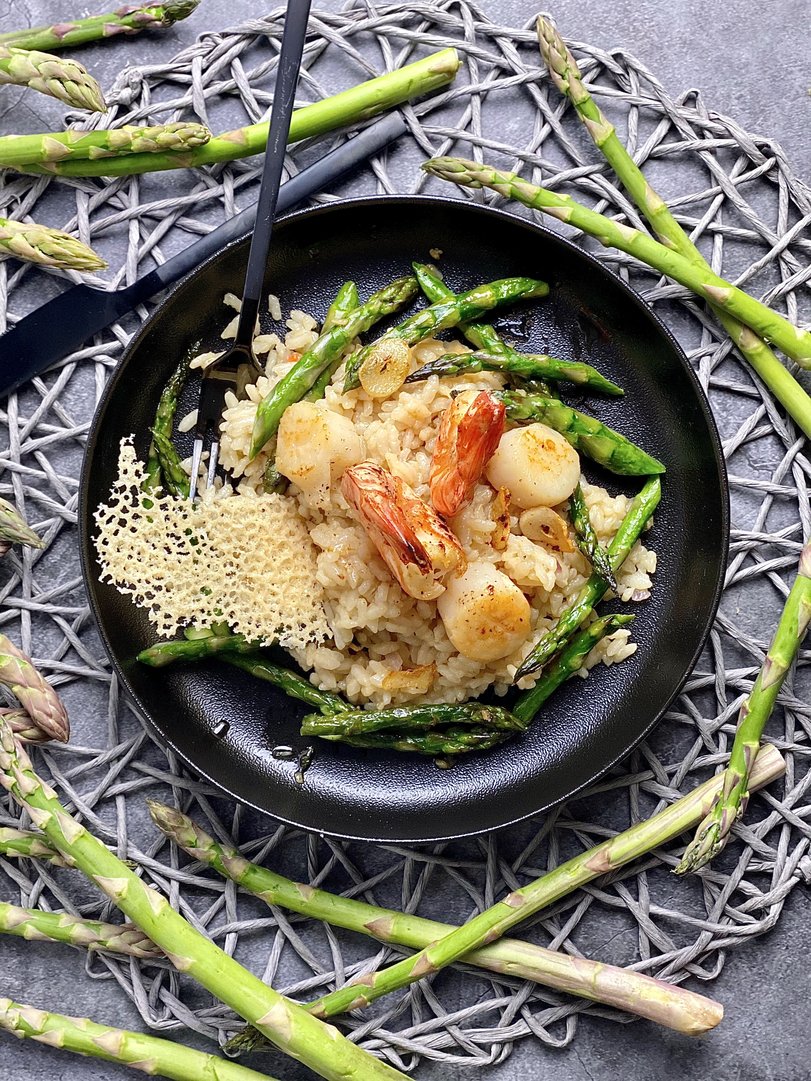 Titelbild zu Risotto mit grünem TrüffelSpargel & Meer