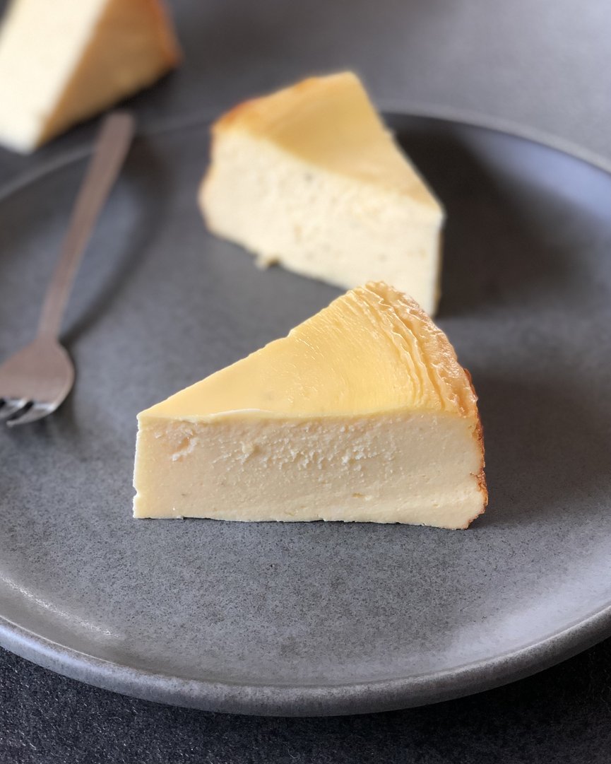 Titelbild zu Cremiger Limetten-Käsekuchen