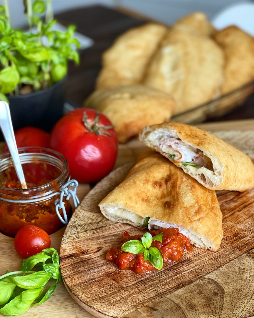 Pizza Fritra - der Kultsnack aus Neapel