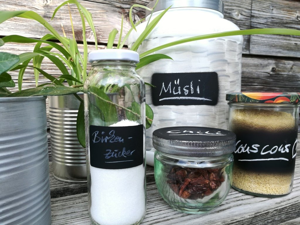 Upcycling Ideen für Gläser, Dosen, Flaschen und Plastikbehälter