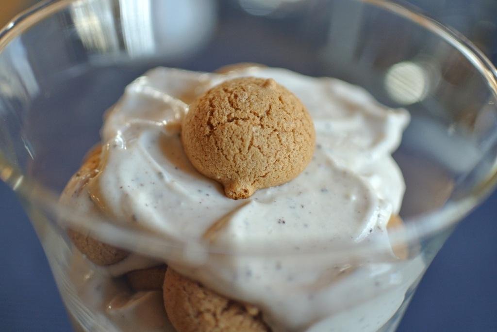 Titelbild zu Dessert: Cappuccino-Creme mit Kaffeepulver