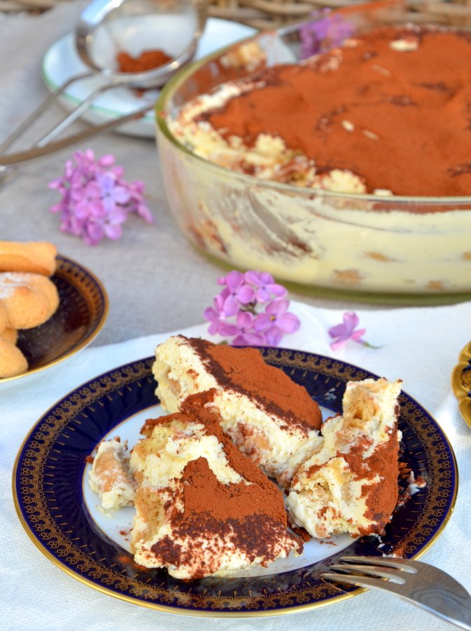 Titelbild zu Tiramisu mit selbstgemachten Biskotten, laktosefrei