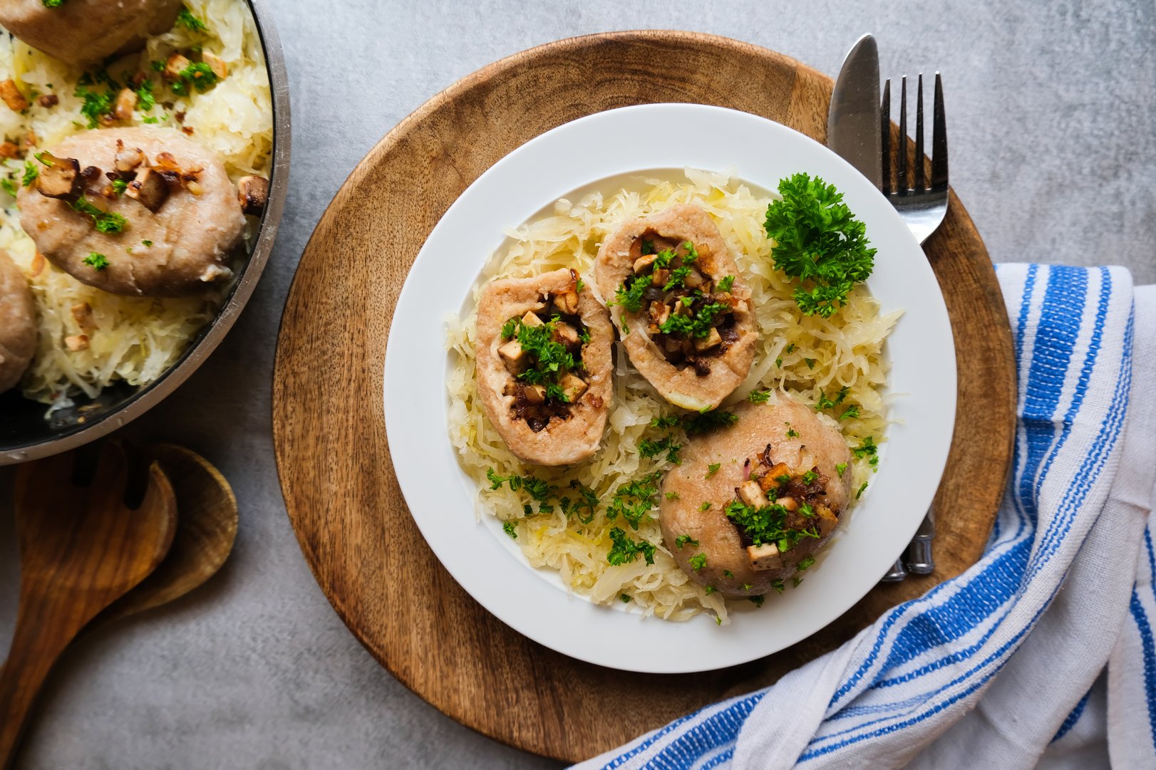 VEGANEN ÖSTERREICHISCHEN “SPECKKNÖDEL”