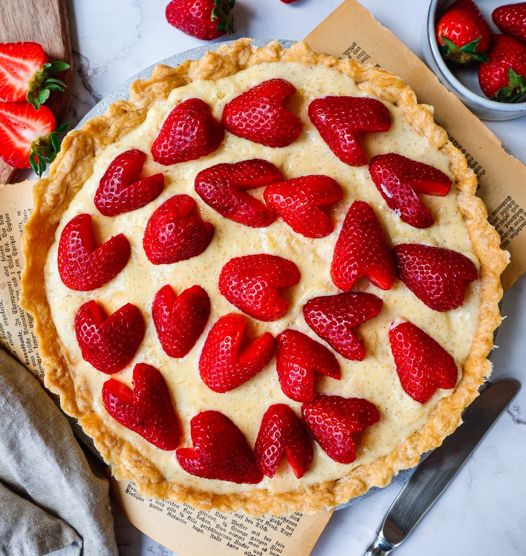 Titelbild zu Tarte mit Erdbeerherzen