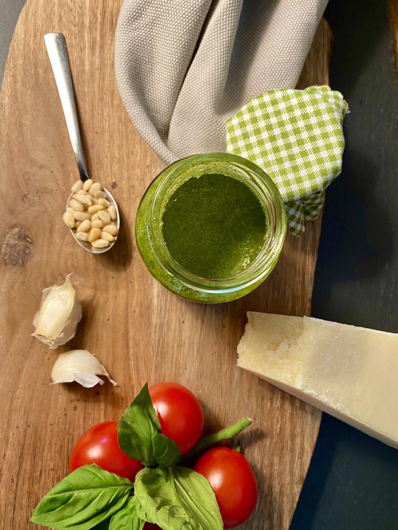 „Basilikumpesto“