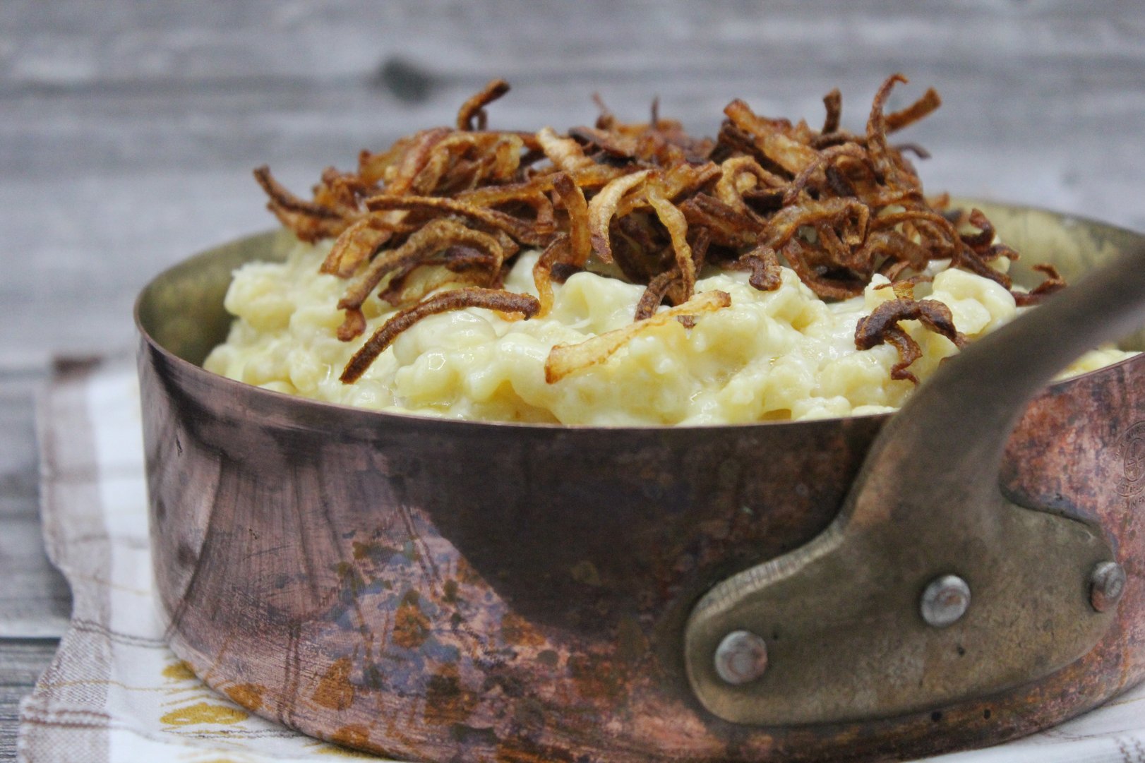 Titelbild zu Vorarlberger Kässpätzle