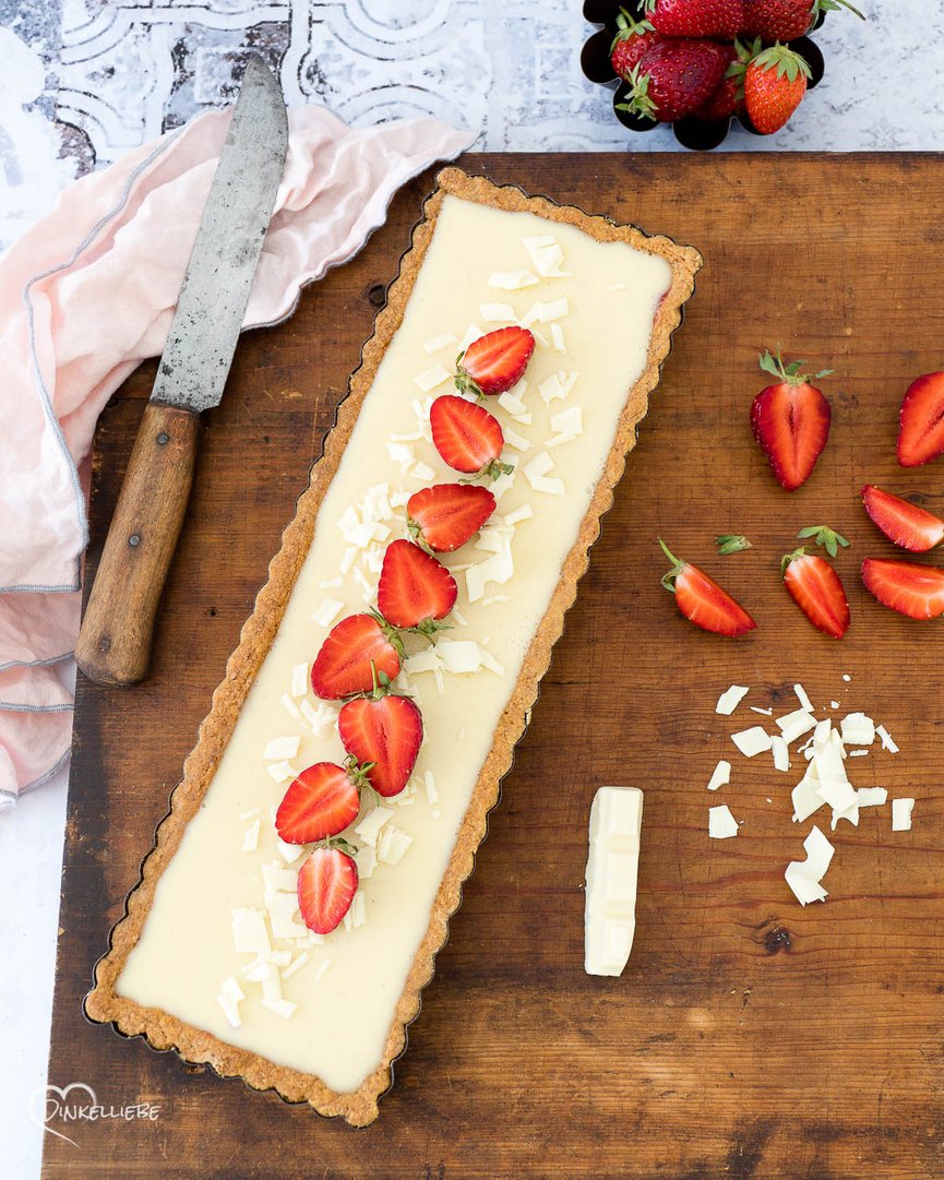 Weiße Schokoladen-Erdbeer-Tarte