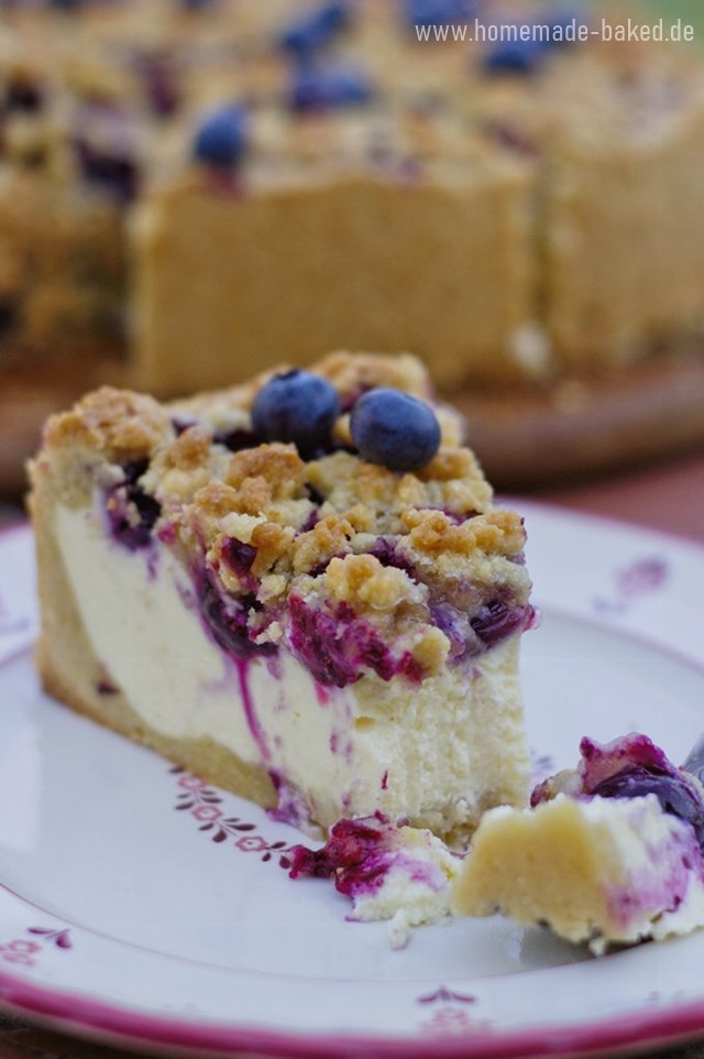 Heidelbeer Streusel Käsekuchen