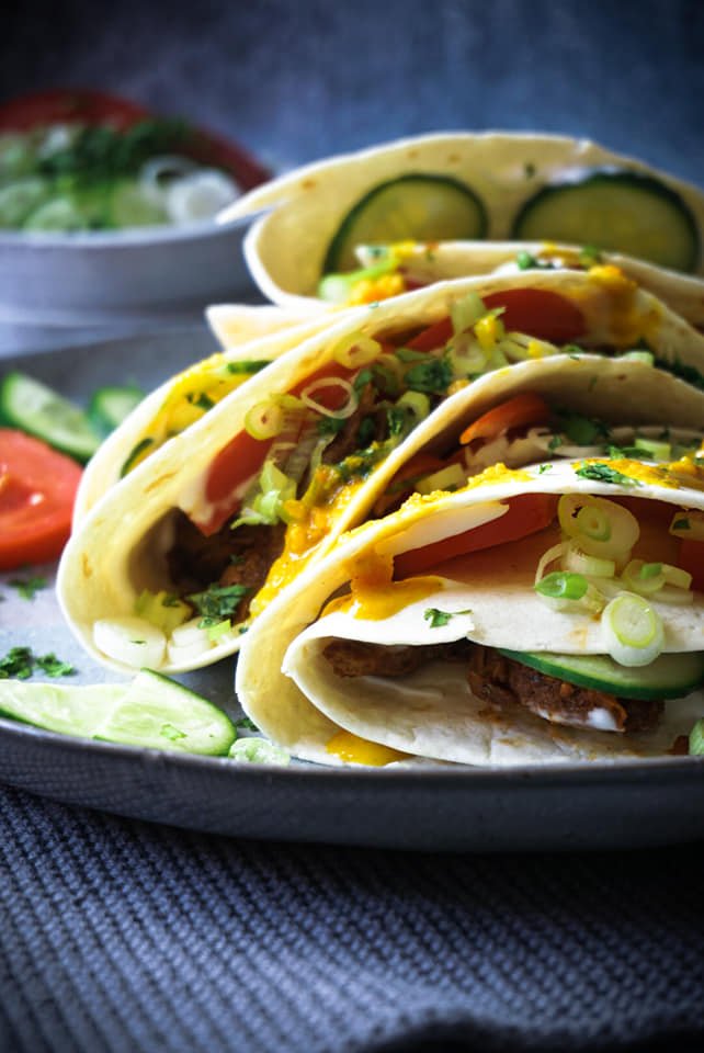 Pulled Jackfruit-Wraps (vegan)