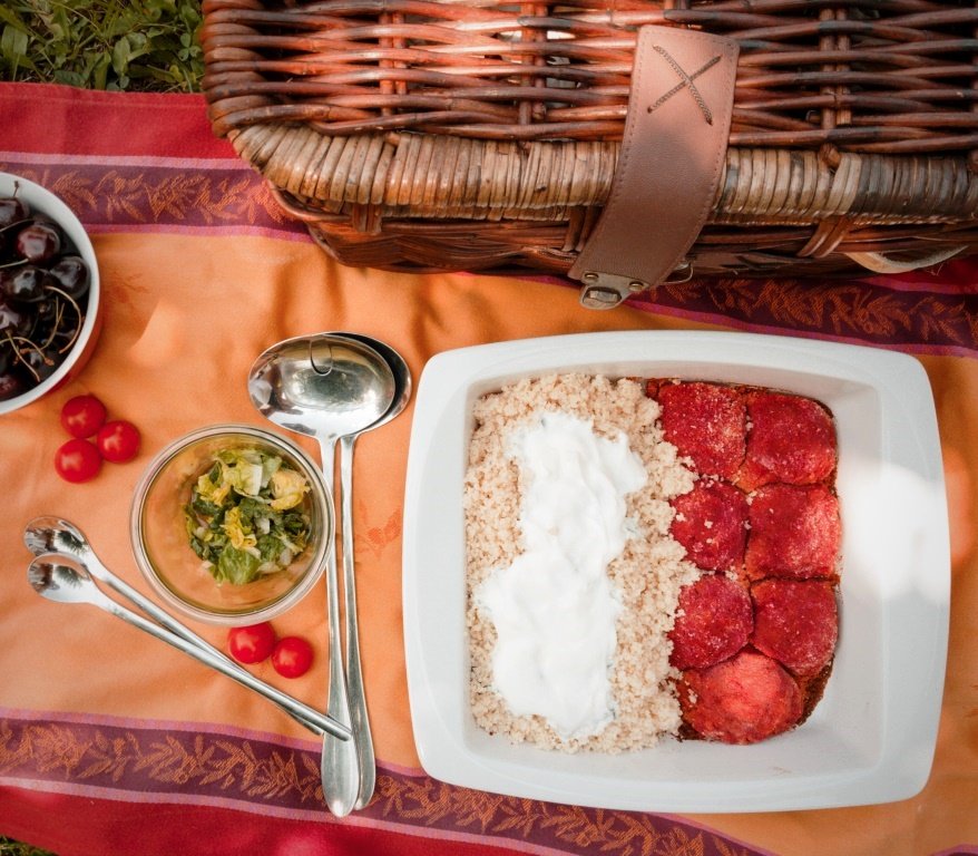 Schnell, lecker und gesund: Rote Bete Falafel Bowl mit Couscous