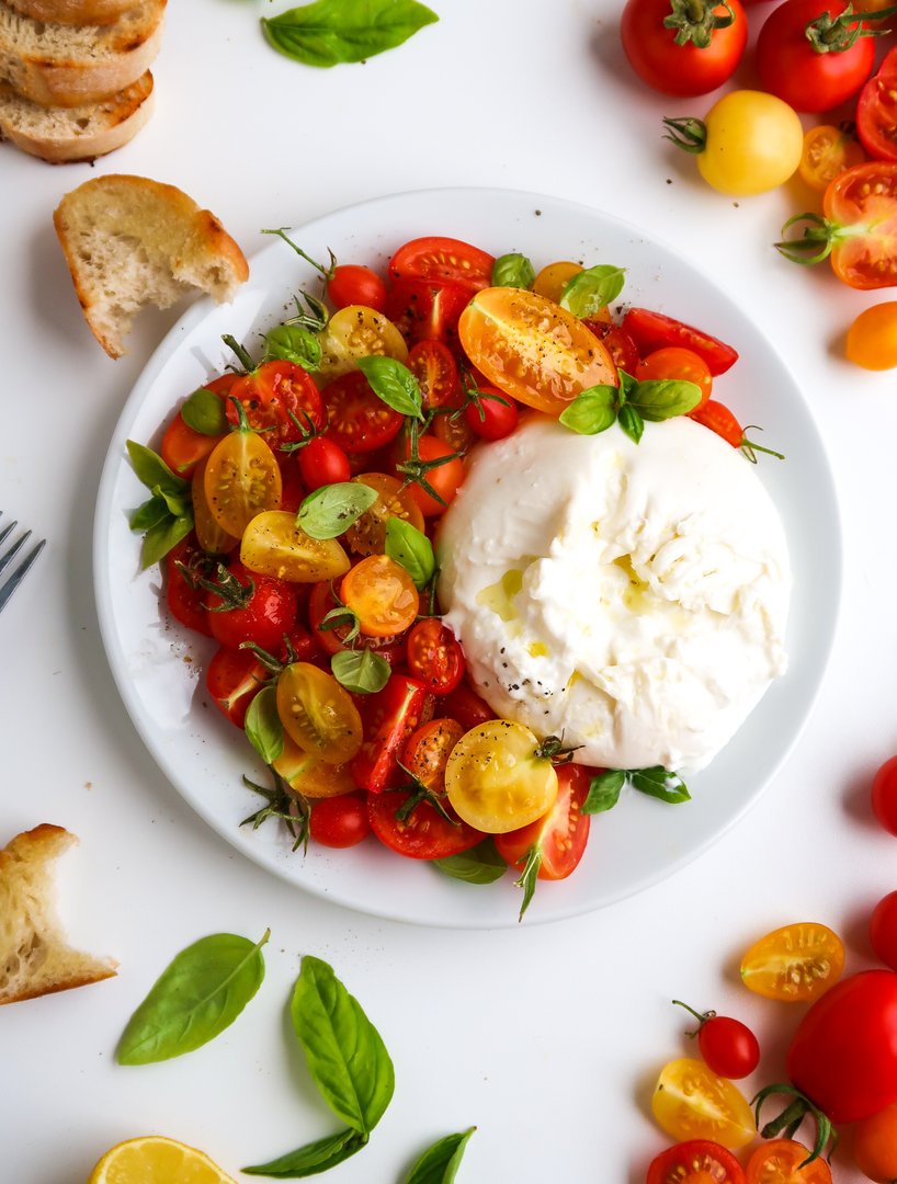 Burrata mit Tomatenraritäten
