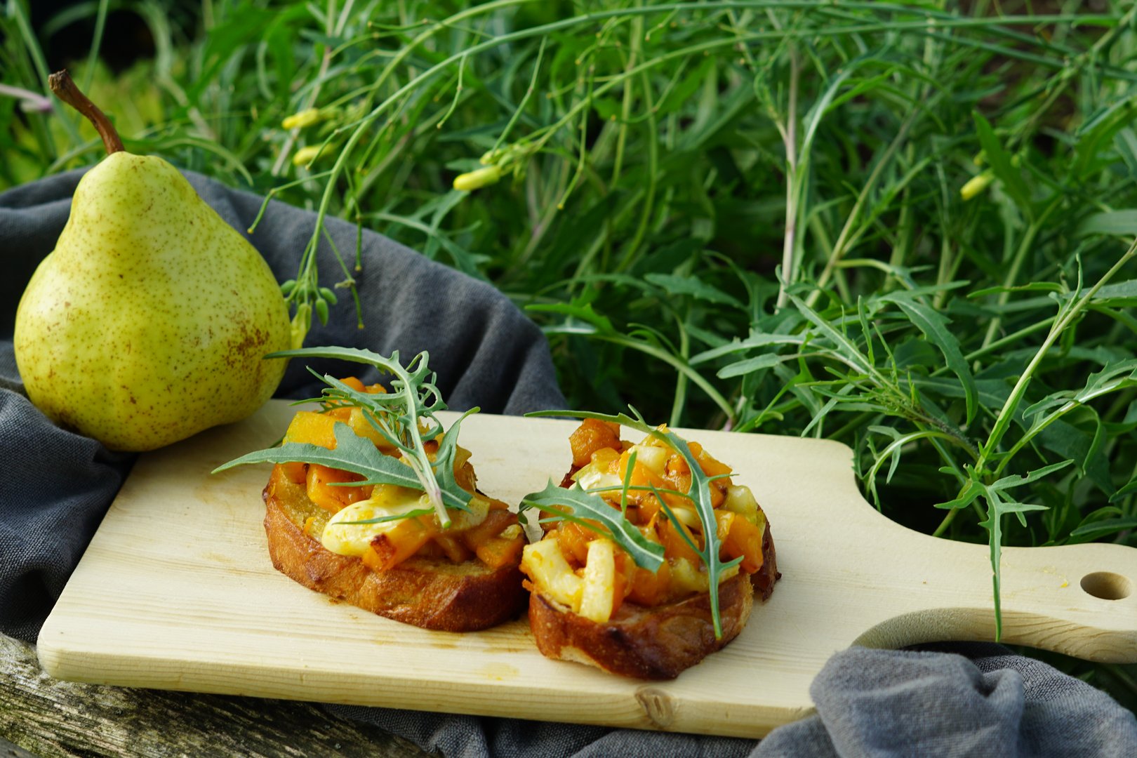Kürbis Birnen Bruschetta