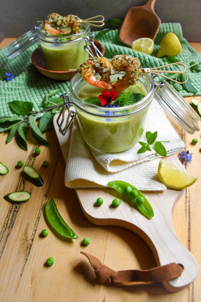 Kalte Zucchini-Buttermilchsuppe