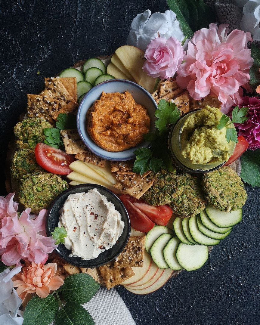 Veganes Charcuterie Board aka. Brettljausn