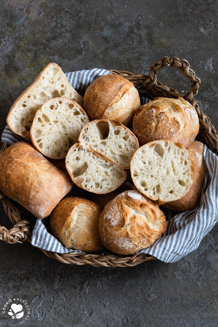 No-Knead-Brötchen