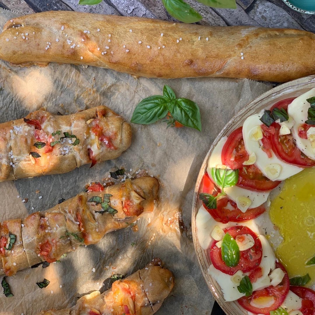 Tomaten-Mozzarella-Baguette