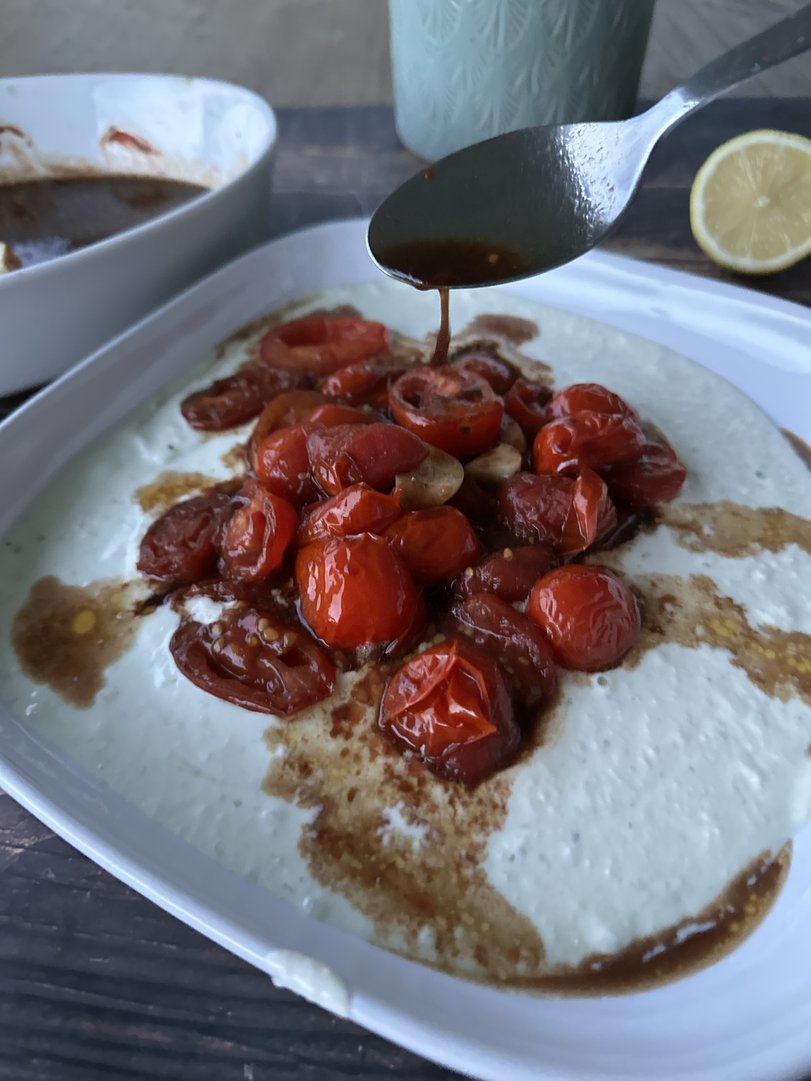 Aceto Tomaten auf Fetacreme