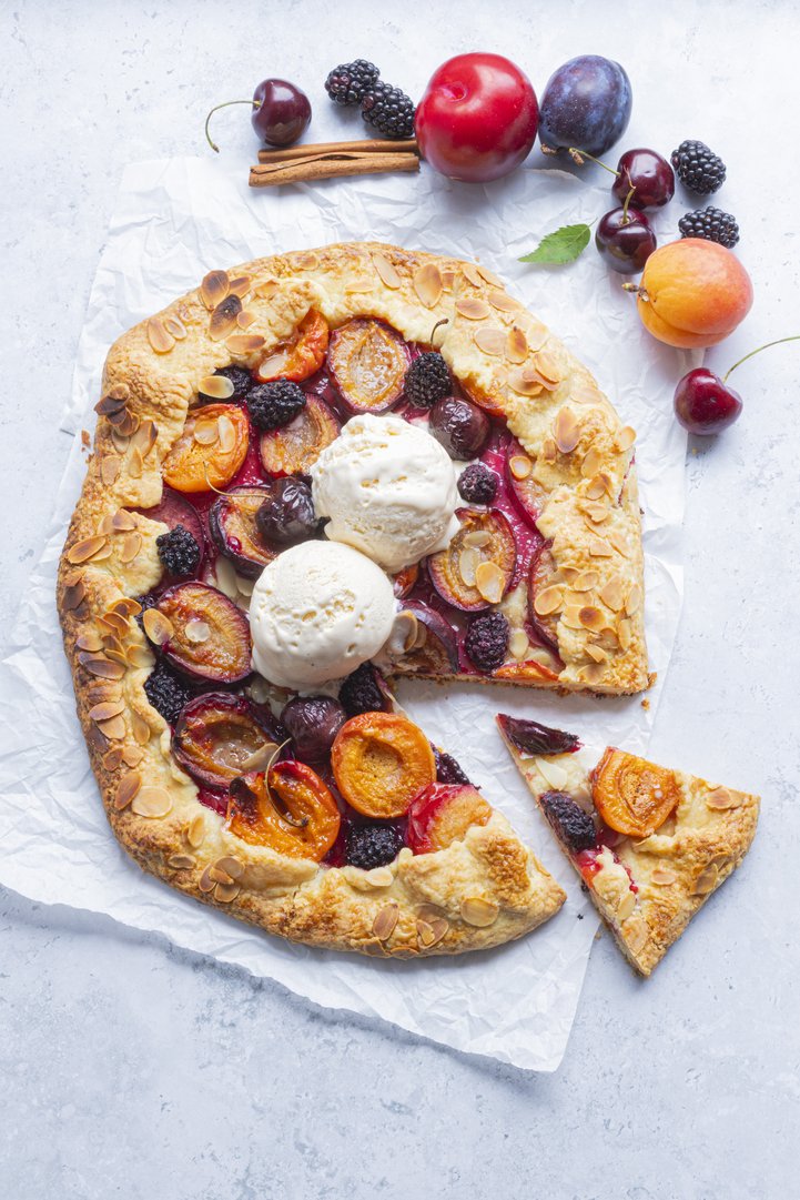 Gegrillte Galette mit Steinobst