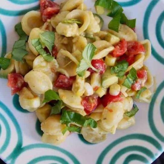 Nudelsalat mediterran