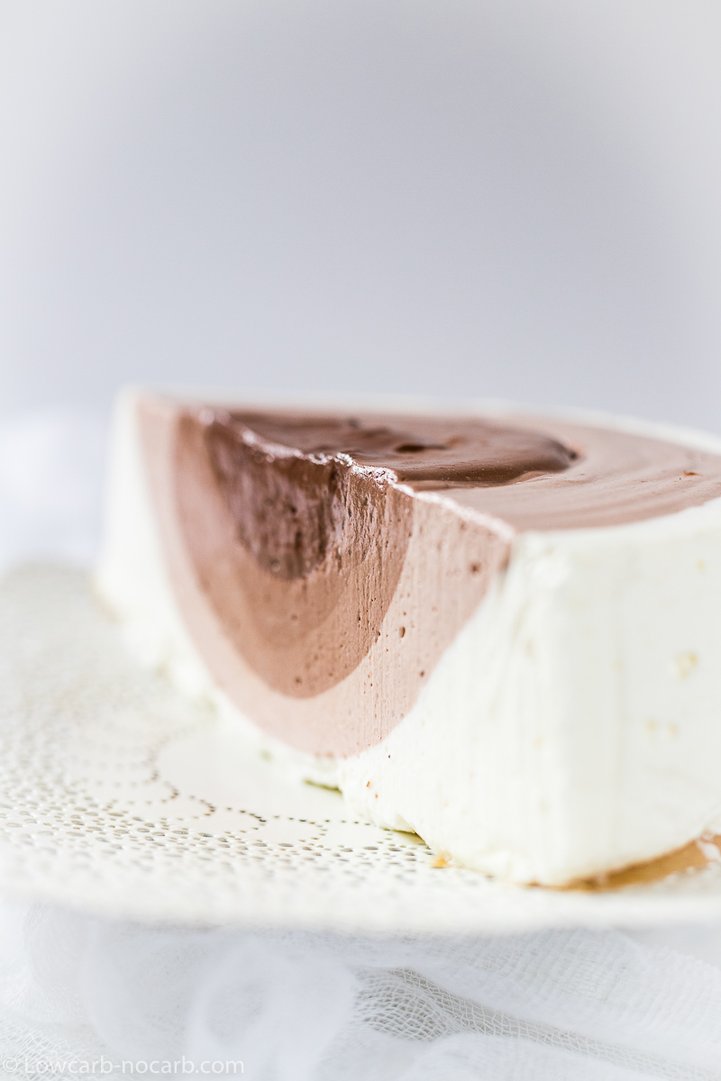No-Bake Yogurt Chocolate Ripple Cheesecake