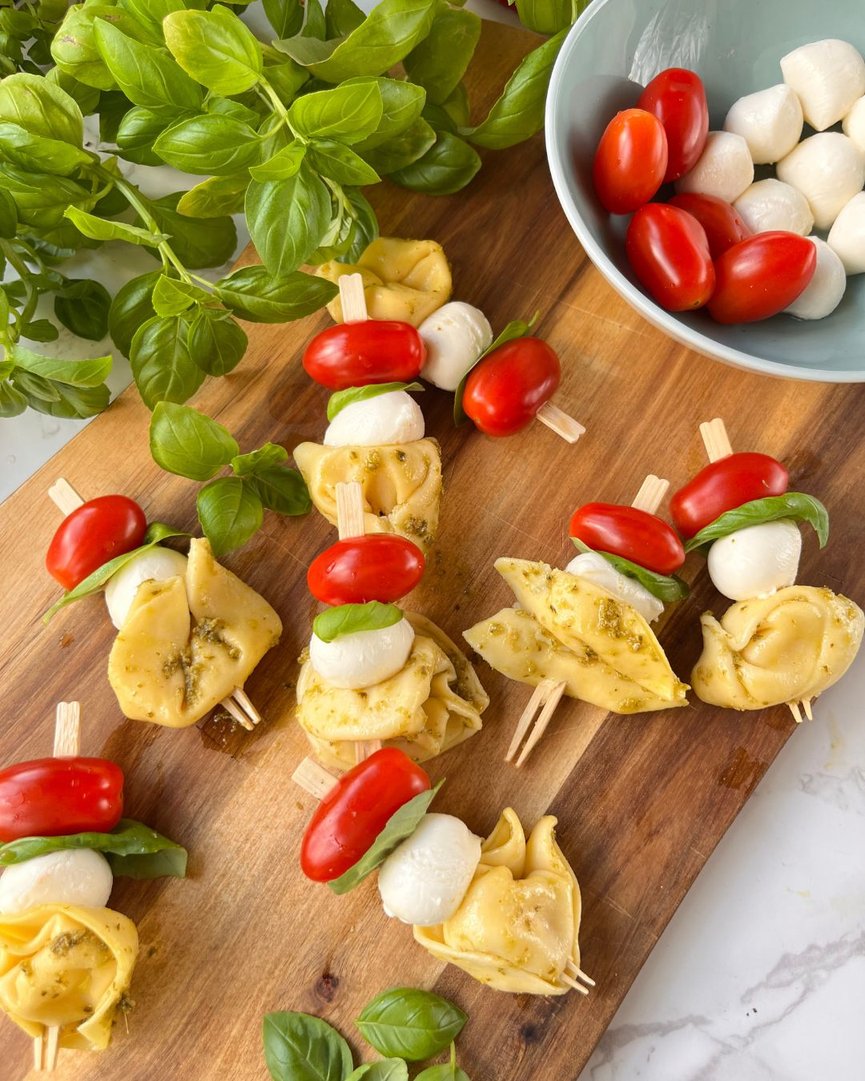 Tortellini-Spiesse Tomate-Mozzarella