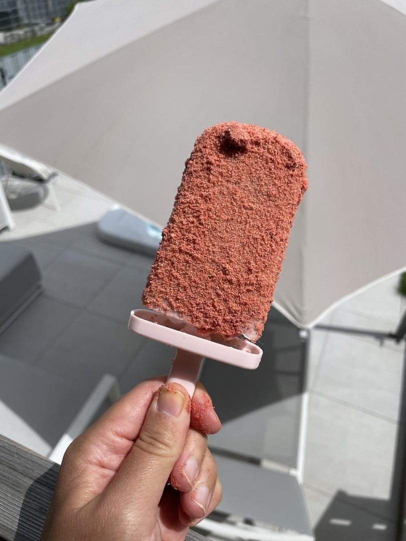 Balsamico Erdbeer Popsicles