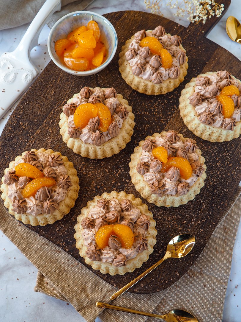 Double Chocolate Tortelettes mit Mandarinen