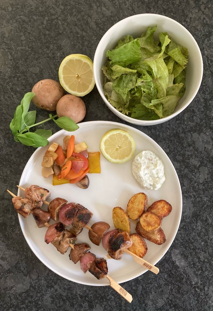 Filetspieße mit Champignons und Zwiebel