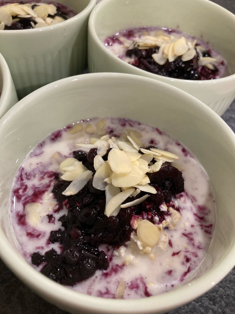 Overnight Oats mit Heidelbeeren