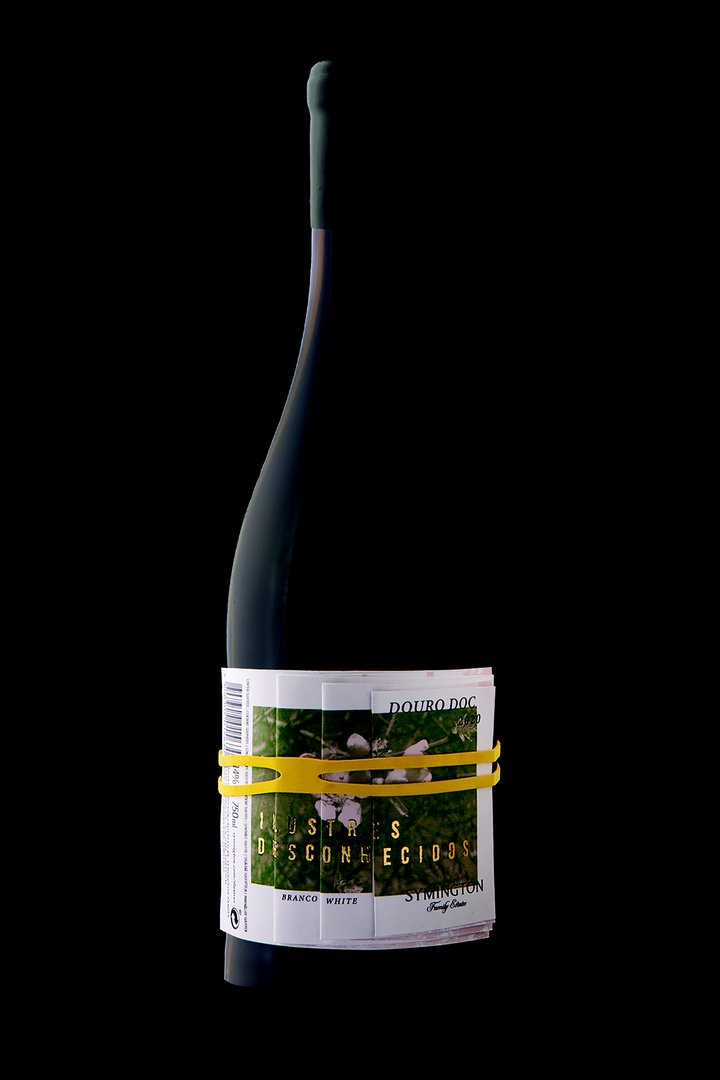 ILUSTRES DESCONHECIDOS_PACKSHOT_2.jpg