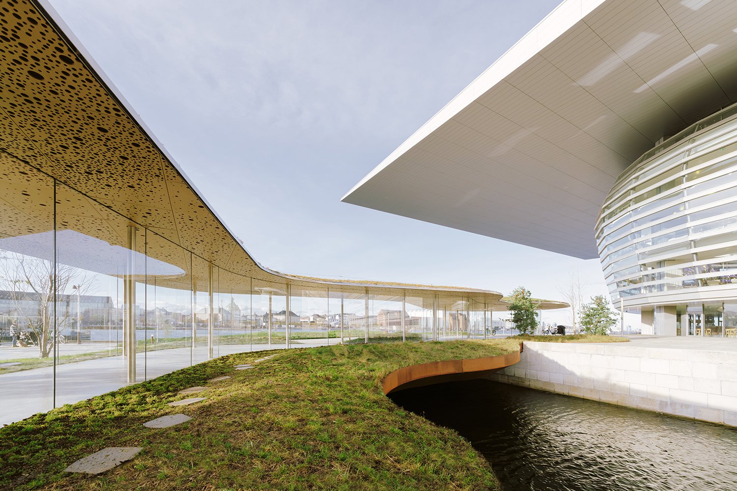 The Opera Park_22_credit Cobe.jpg