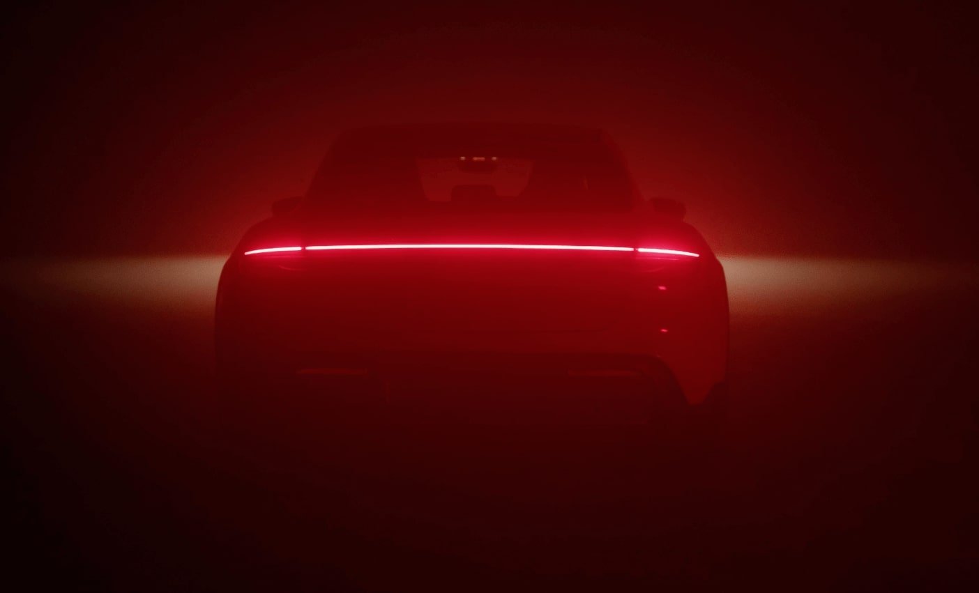 PORSCHE-The-hunter-and-the-prey.jpg