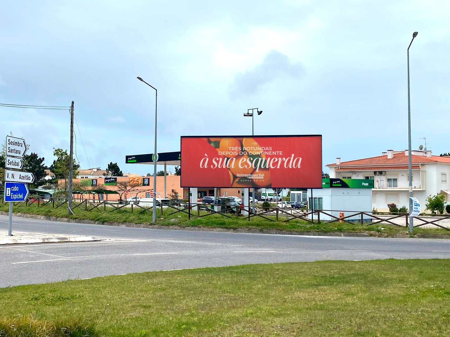 Outdoor-Direcional-3.jpg