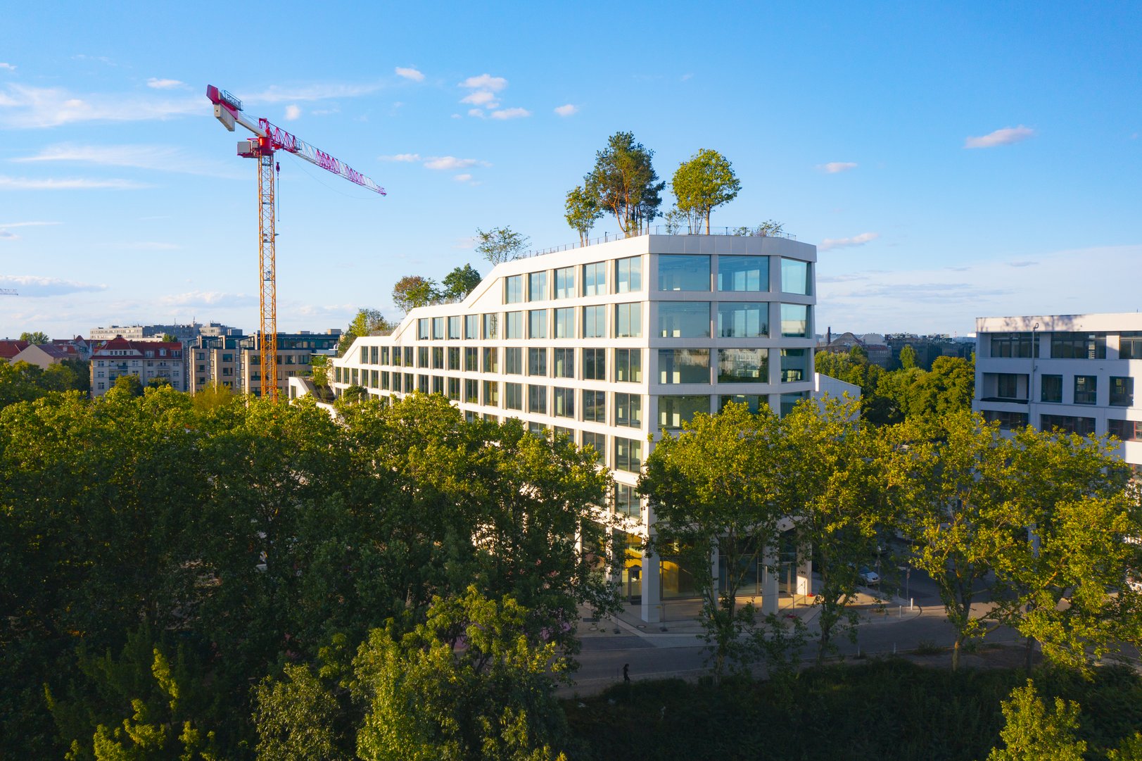 Bürogebäude mit Dachpark Darwinstraße