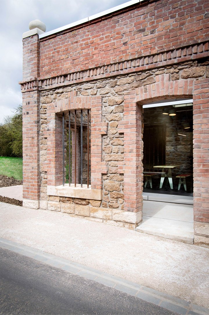 002 entrance area.jpg