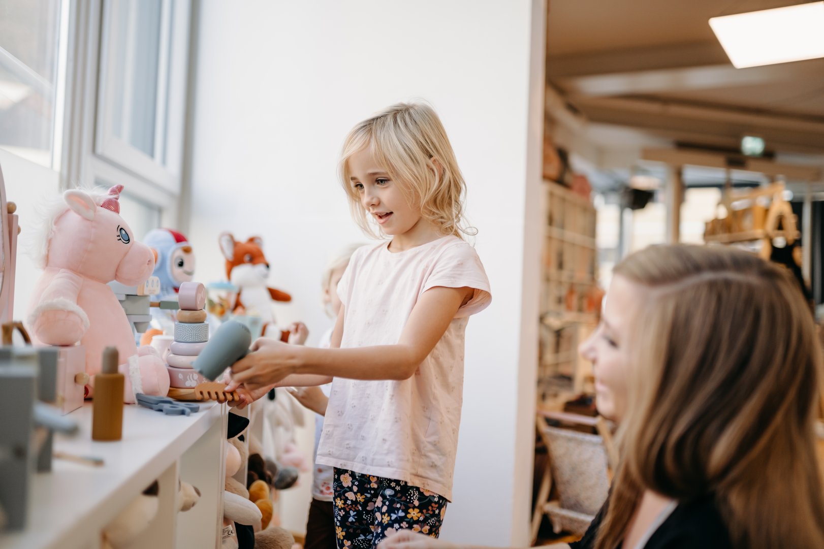 Titelbild zu Stickfantasien