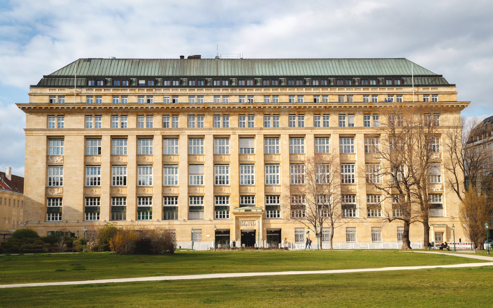 Titelbild zu Urban Heating - klimafitte OeNB