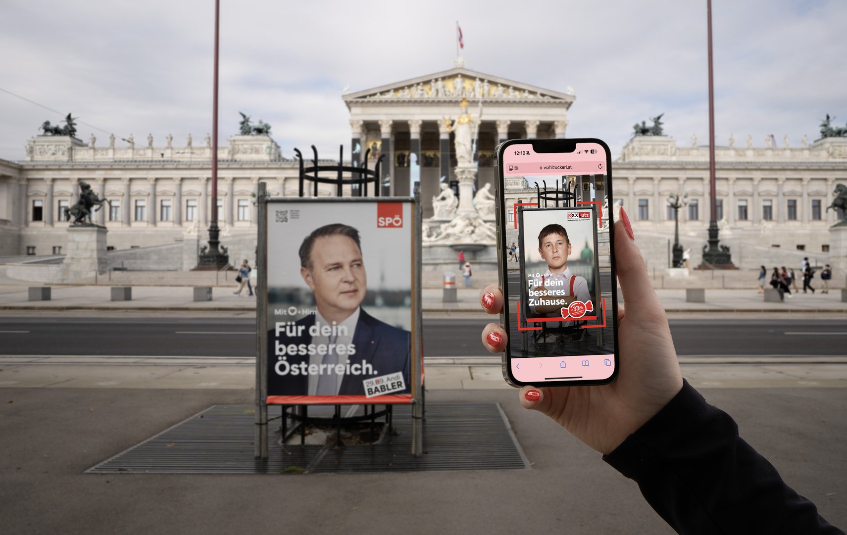 XXXLUTZ-WahlplakARte-PRAESENTATIONSBILD.jpg