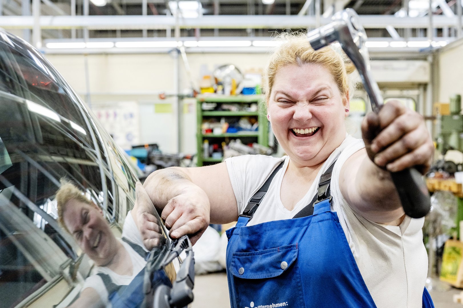 Titelbild zu Frauentechnikpower