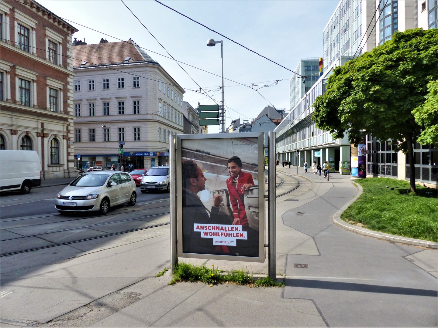 Austrian-1040-Wien-4-Wieden-Wiedner-Hauptstrasse-Treitlstrasse.jpg