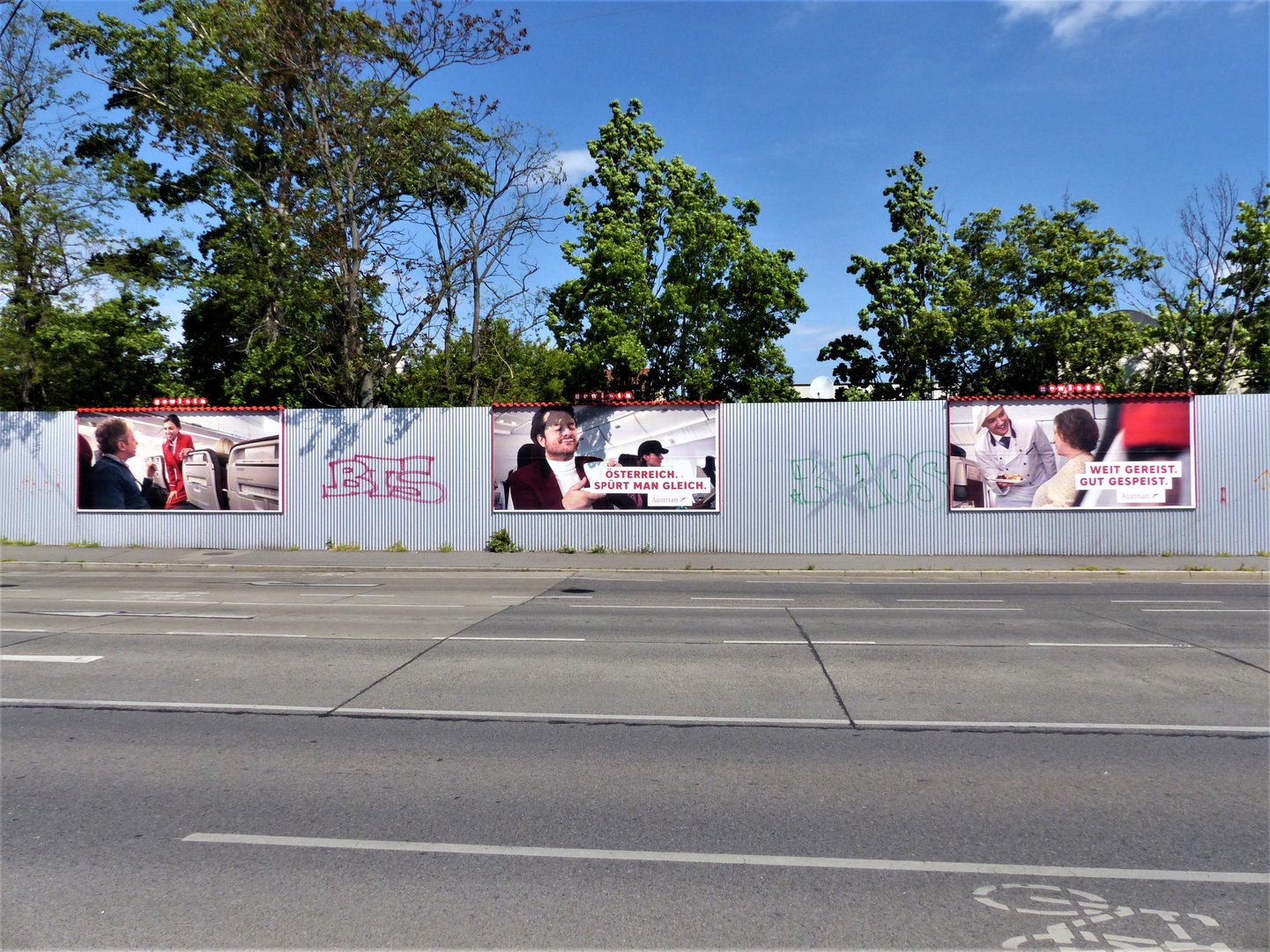 Austrian-1210-Wien-21-Floridsdorf-Leopoldauer-Strasse75-77.jpg