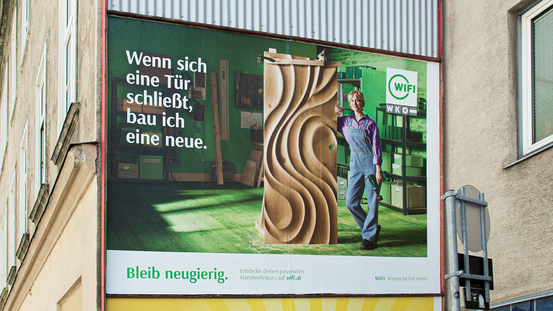 06-Wifi-Bleib-Neugierig-Mockup-1920x1080.jpg