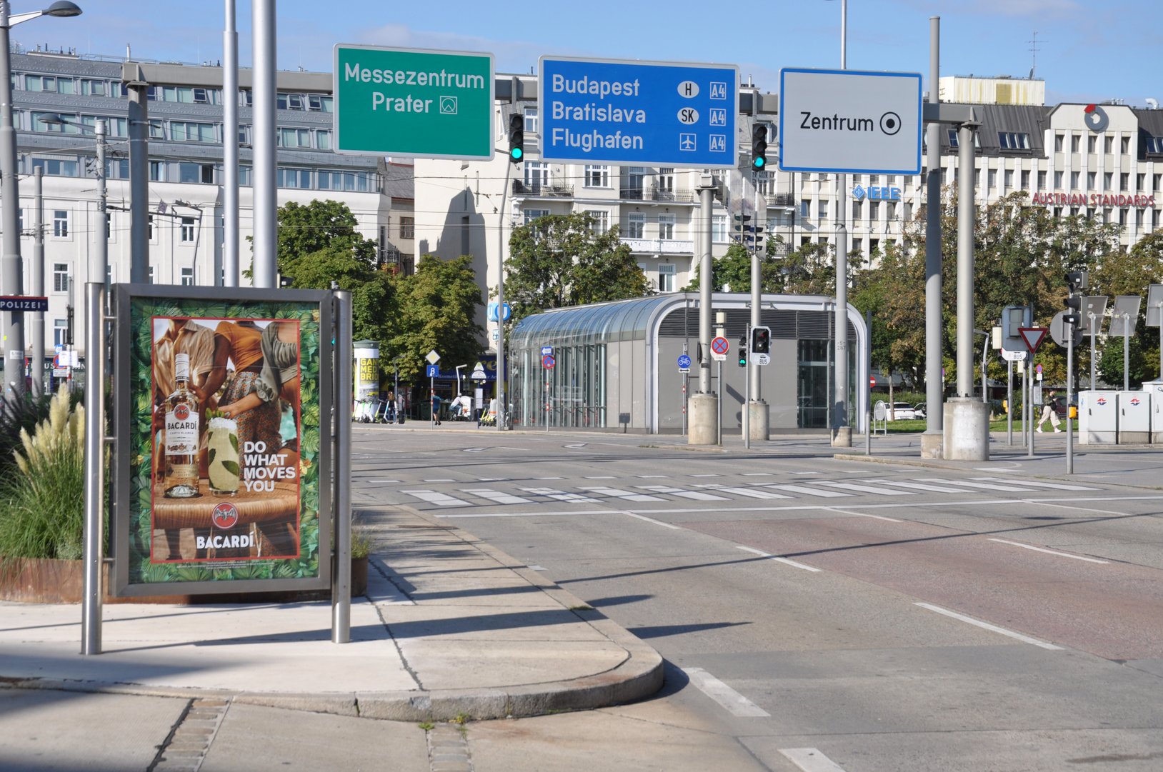 1020-Wien-2.-Leopoldstadt-Praterstern-geg.-Nordbahnstraße-Polizei-.jpg