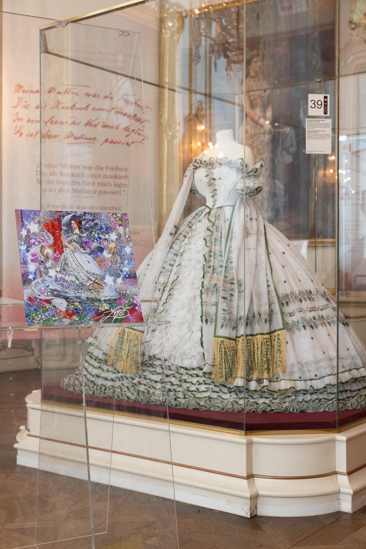 LaylaVladi-Artwork-SisiMusuem2025-SKB-9821-1-.jpg